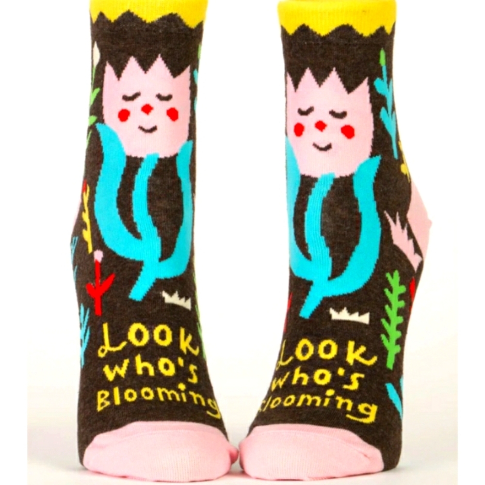 Blue Q Look Who's Blooming W-Ankle Socks